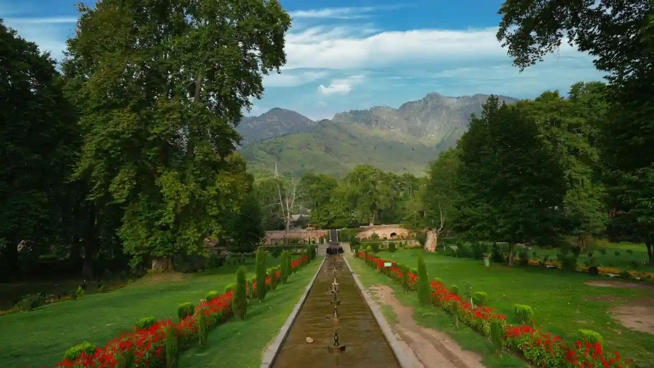 Mumbai to Srinagar Tour Package For 4 Nights 5 Days - Main